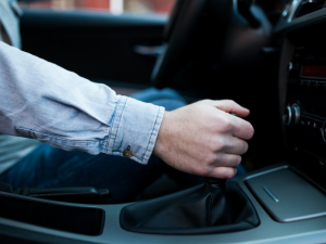 Perawatan Mobil Manual: Tips Agar Awet dan Tetap Nyaman